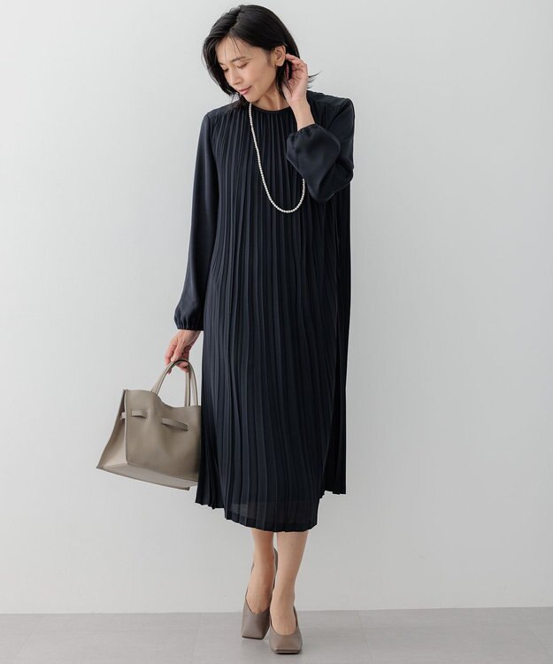 23区 L 【洗える】クリスタルアムンゼン プリーツワンピース ネイビー系