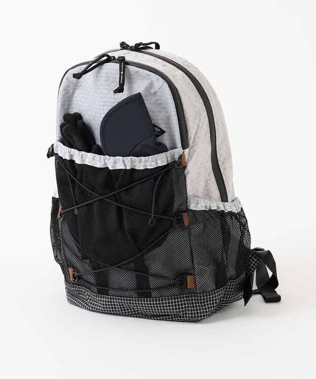 JOSEPH ABBOUD MOUNTAIN 【軽量/ECO撥水/サスティナブル素材/男女兼用】リサイクルリップストップ バックパック 21L ブラック系