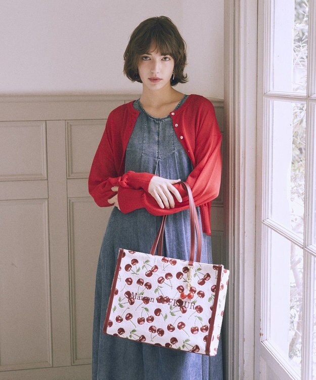 Maison de FLEUR チェリー柄ゴブランスクエアトートバッグ Red