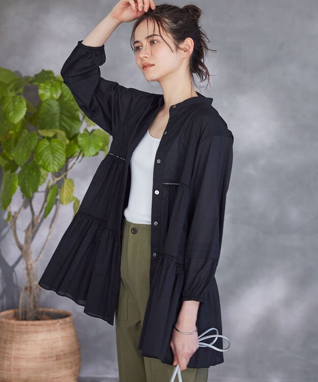 23区 【SLOW/洗える】コットンローン ティアードチュニック ブラウス ブラック系