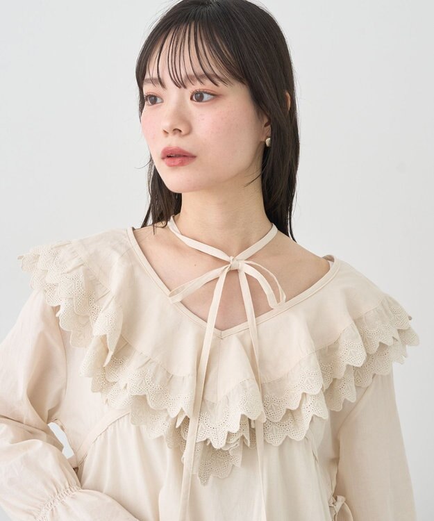earth music&ecology 【綿100％】サイドリボンラッフルミニワンピース Ecru