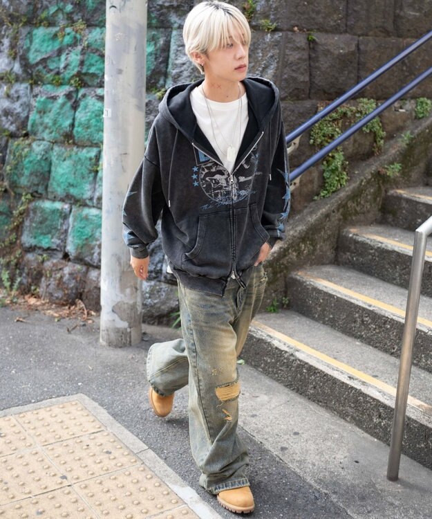 WEGO 【ユニセックス着用ITEM/MLサイズ展開】パウダーブリーチグラフィックZIPパーカー 柄3