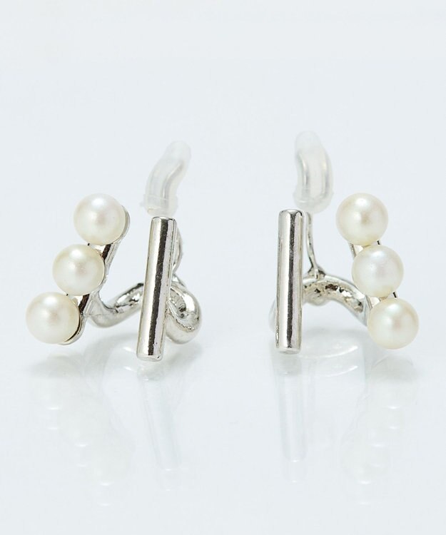 Phoebe 【痛くないシリーズ/金属アレルギー対応】ダブルデコレイトパールライトフィットイヤリング　シルバー シルバー