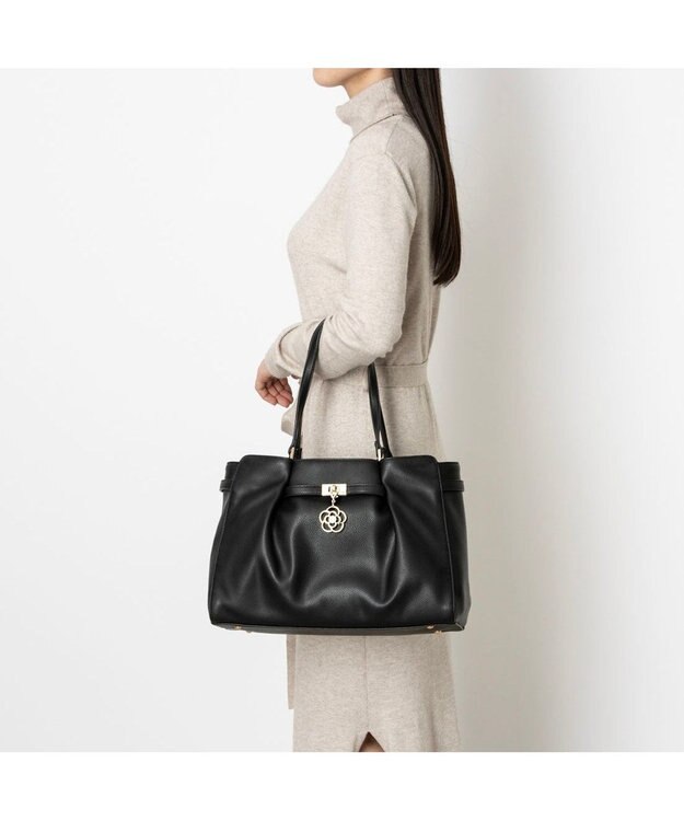 CLATHAS ポルサ ハンドバッグ ブラック