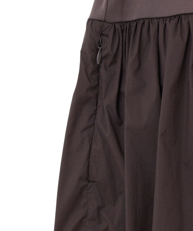 UNFILO 【ZIP!放映】 ラッシュガード ペプラムフーディ チャコール