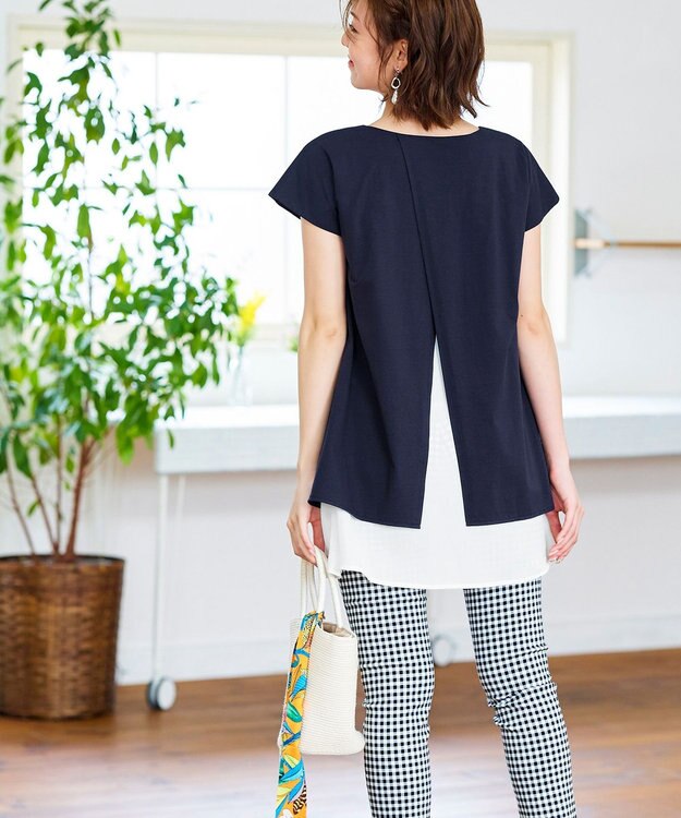 Tiaclasse 【洗える】 異素材を組み合わせたバックシャンカットチュニックブラウス ネイビー