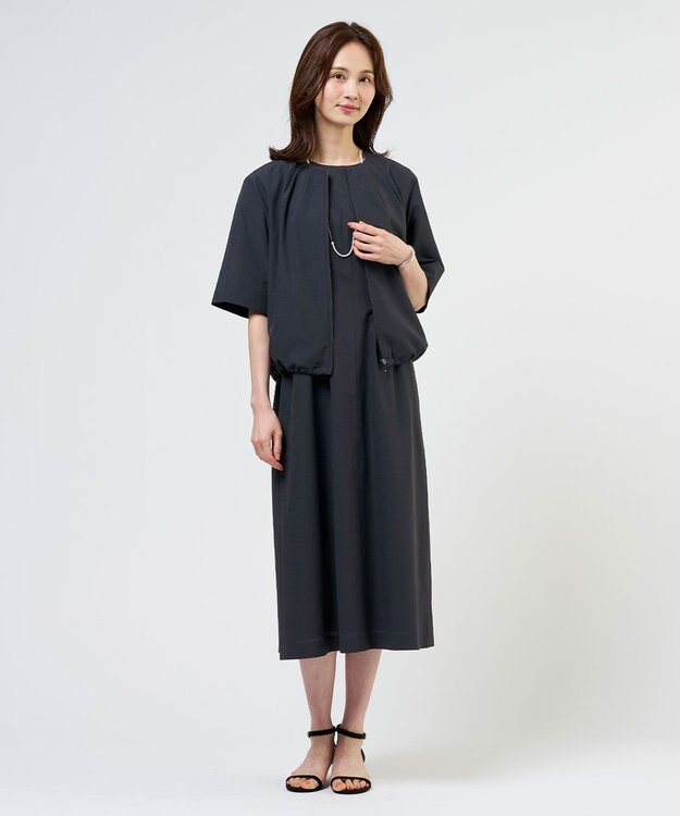 J.PRESS LADIES S 【季節の変わり目に】アキハ BREEZE COOL ノーカラー ブルゾン スレート系