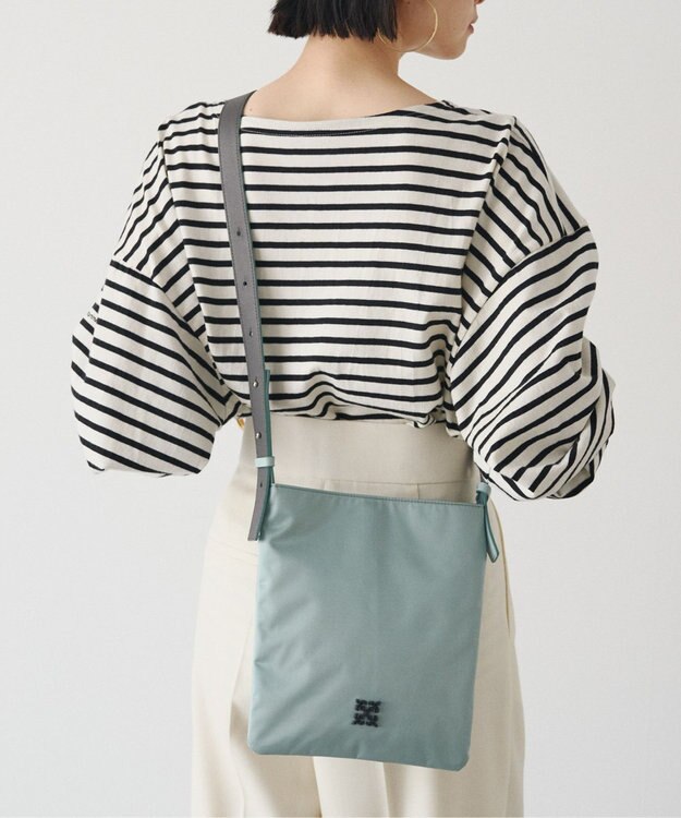 russet バイカラーレザーベルトフラットショルダーバッグ(SF-278) Sax