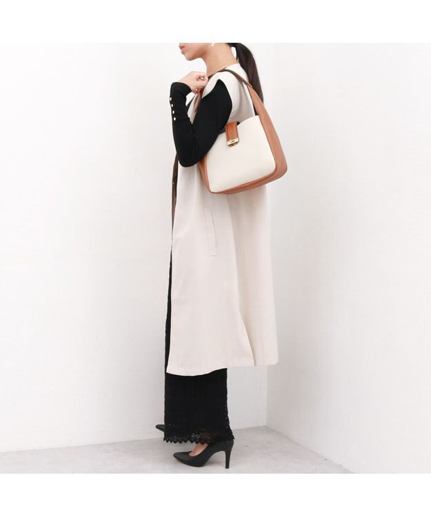 UNBILLION カシュカシュ cachecache / ベルト金具ポイントワンショルダー アイボリーミックス