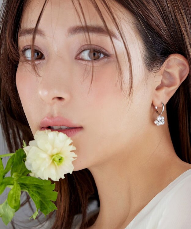 Tiaclasse 【選べる２タイプ・金属アレルギー対応】フルーツパールピアス シルバーA