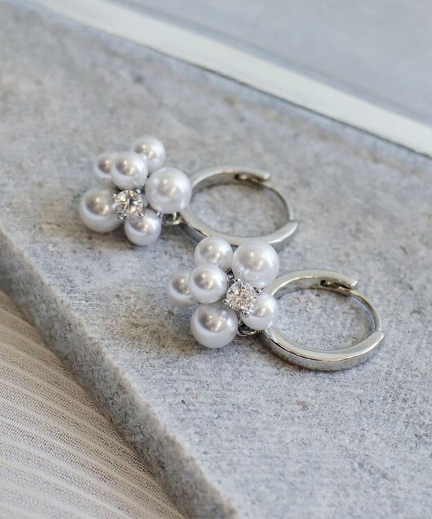 Tiaclasse 【選べる２タイプ・金属アレルギー対応】フルーツパールピアス シルバーA