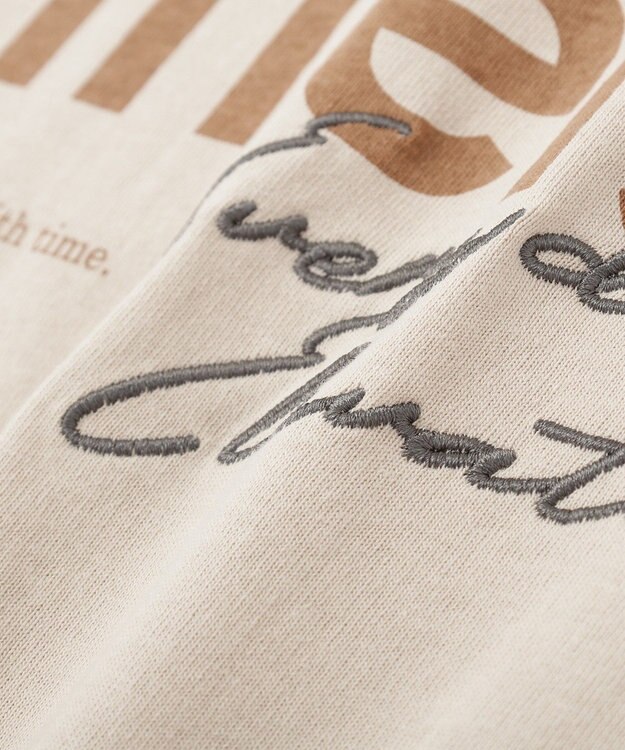 AMERICAN HOLIC 刺繍&フォトプリントTシャツ Beige