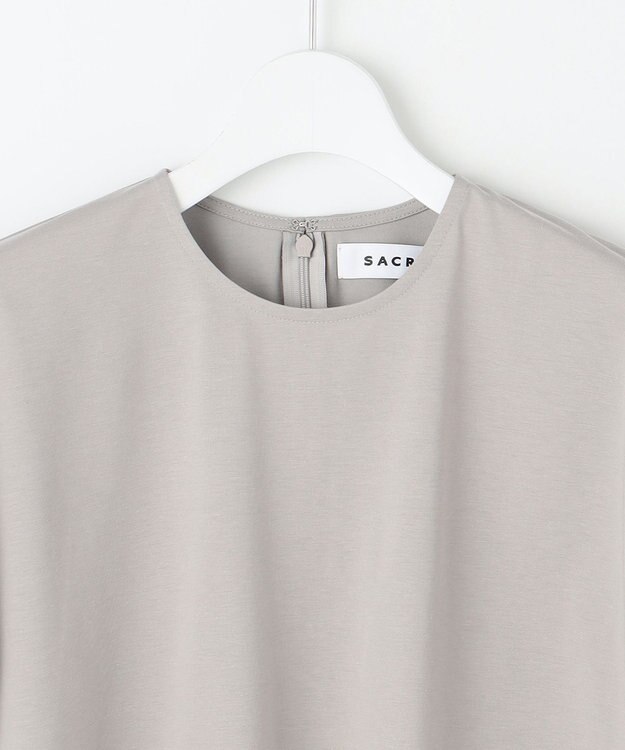 23区 【SACRA】プレーティングクロス カットソー 【23区別注】グレージュ系