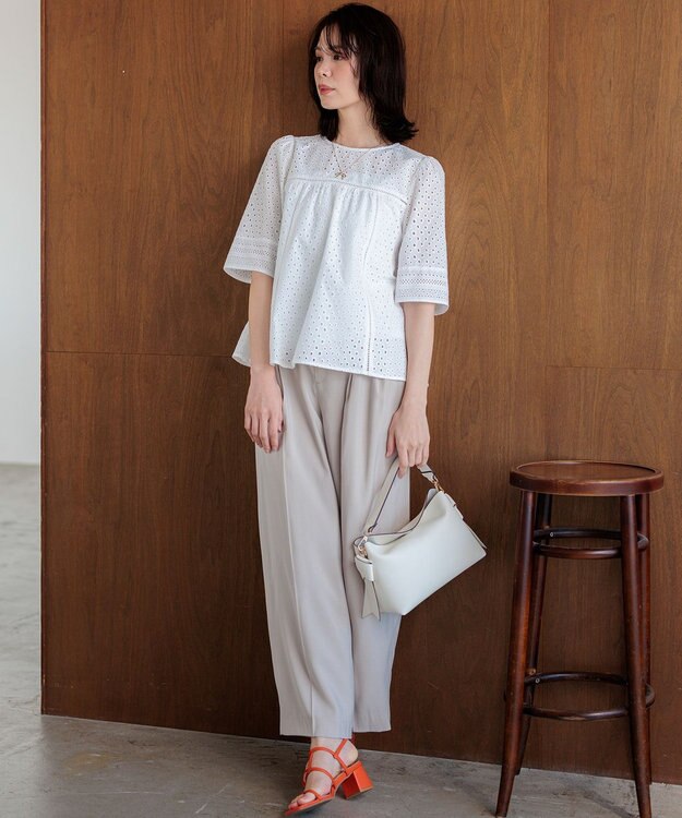 組曲 【先行予約】エンブロイダリーレース5分袖 ブラウス ホワイト系