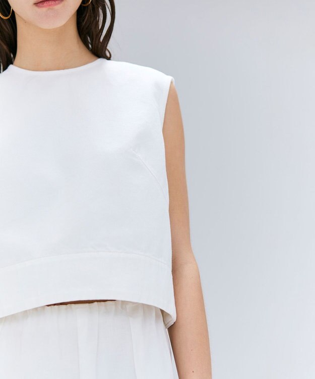 BEIGE， 【洗える・Oggi ８月号掲載】NAVIGLIO / ショート丈ノースリーブデニムブラウス White