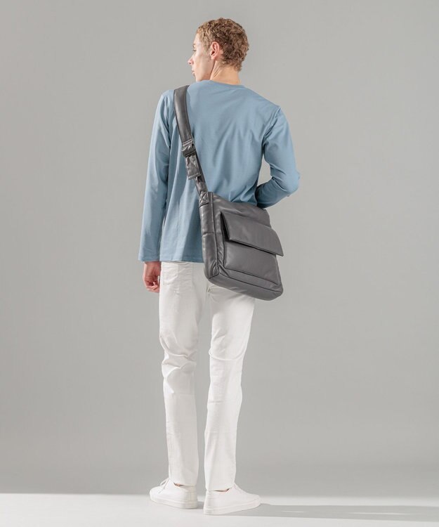 JOSEPH HOMME シンセティックソフトレザー　ワンショルダーバッグ Ｍサイズ グレー系