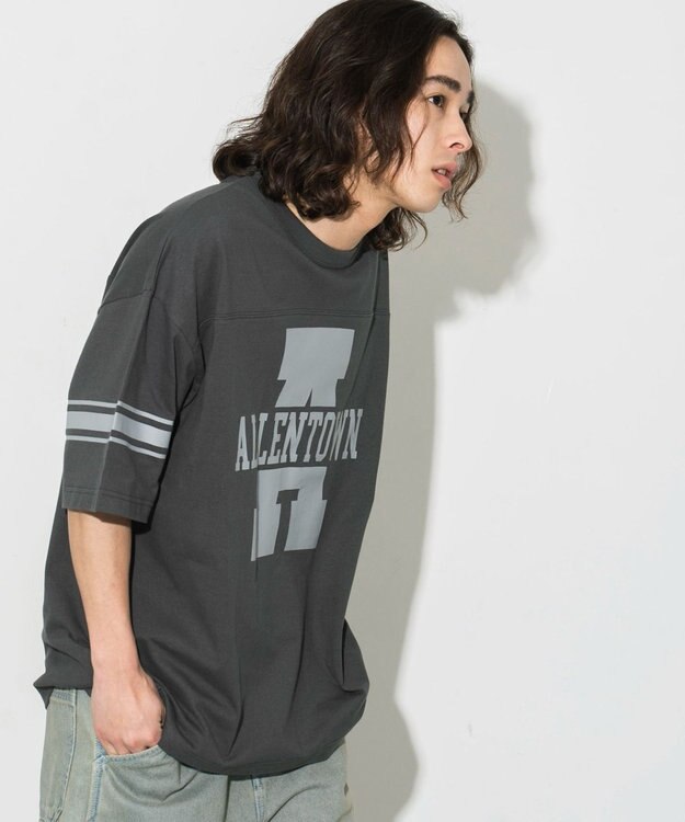 WEGO 【ユニセックス着用ITEM/手洗い可/MLサイズ】フットボールBIG　T（S） スミクロ