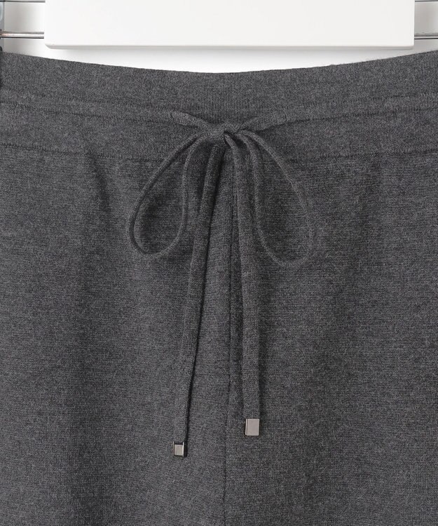 23区 L 【Lサイズ限定】ヴィスコースストレッチ ジョグ パンツ グレー系