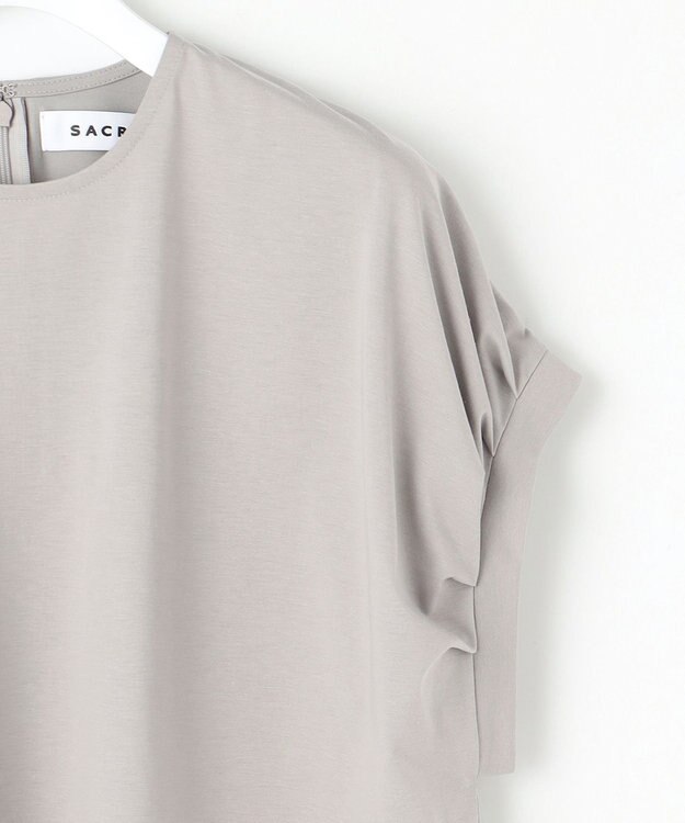 23区 【SACRA】プレーティングクロス カットソー 【23区別注】グレージュ系