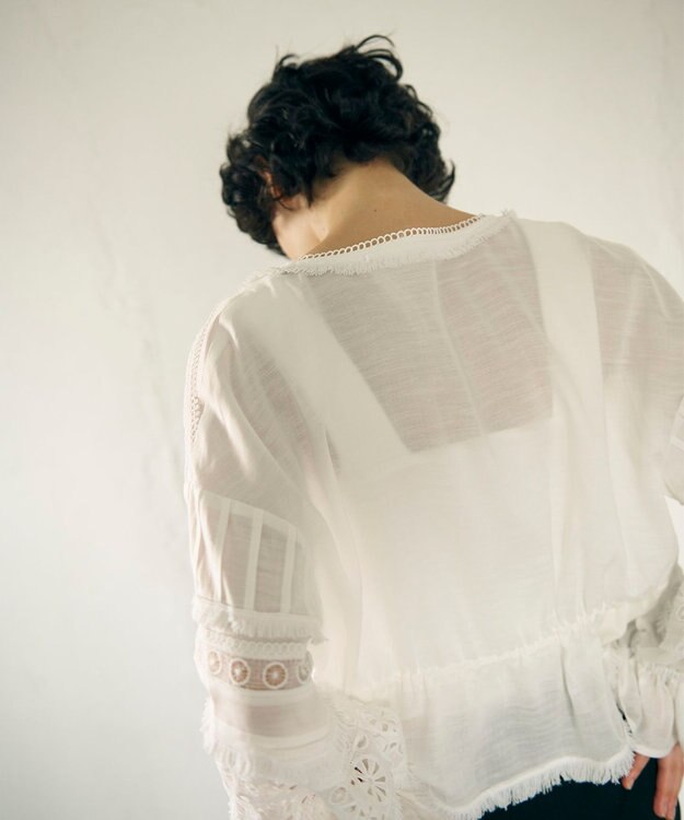 GRACE CONTINENTAL レースパッチブラウス キナリ