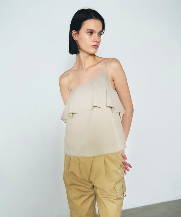 GRACE CONTINENTAL フリルキャミソール ベージュ