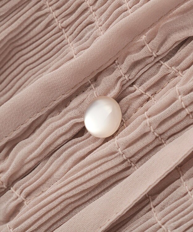 earth music&ecology 【2WAY】シャーリングフリルオフショルブラウス Pink Beige