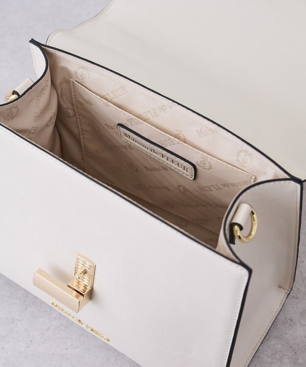 Maison de FLEUR スタッズフラップ２Ｗａｙバッグ Ivory