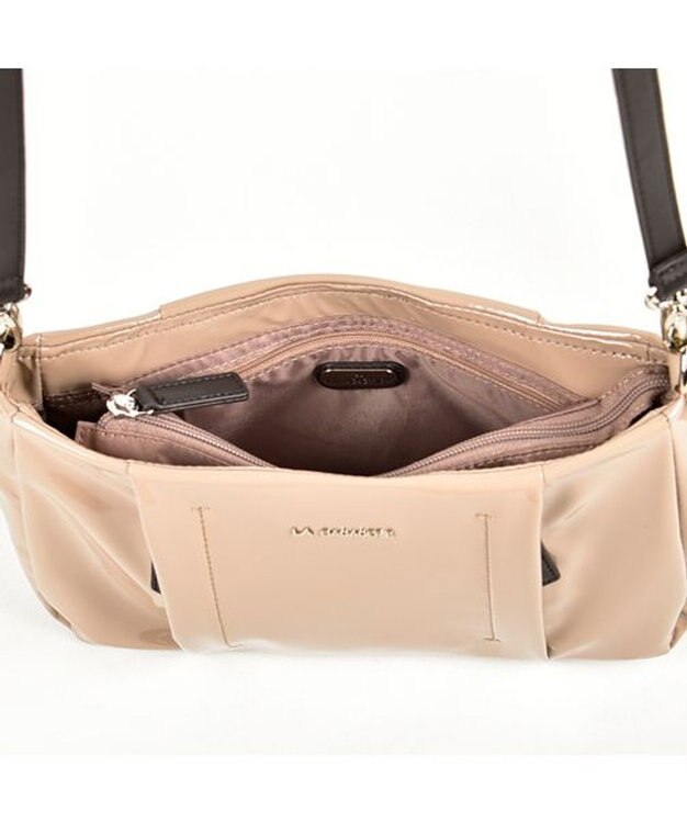 LA BAGAGERIE プリュイ タックショルダー グレージュ