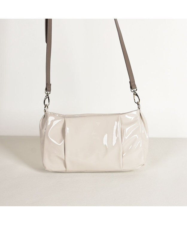 LA BAGAGERIE プリュイ タックショルダー アイボリー