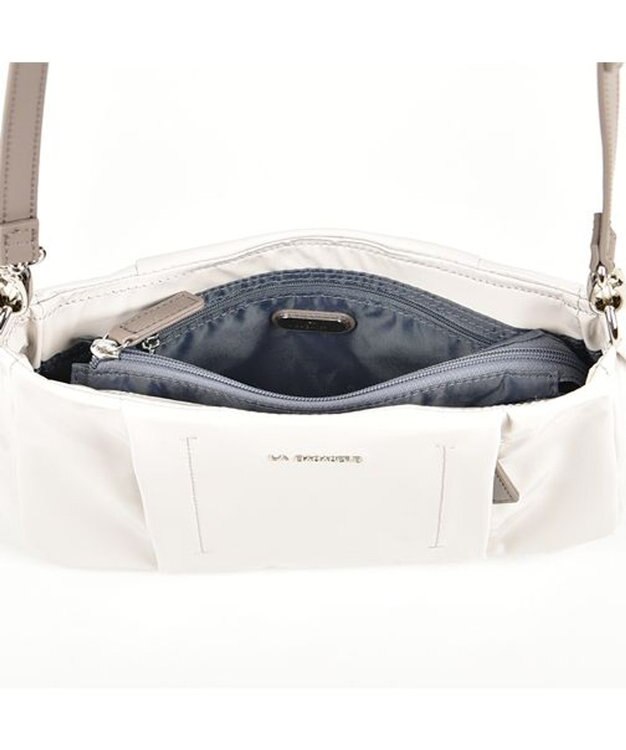 LA BAGAGERIE プリュイ タックショルダー アイボリー