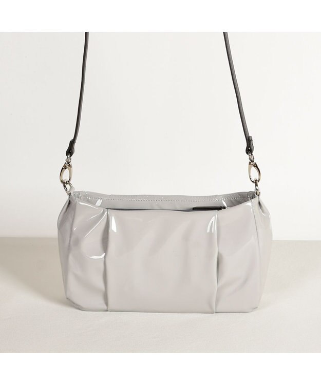 LA BAGAGERIE プリュイ タックショルダー ライトグレー