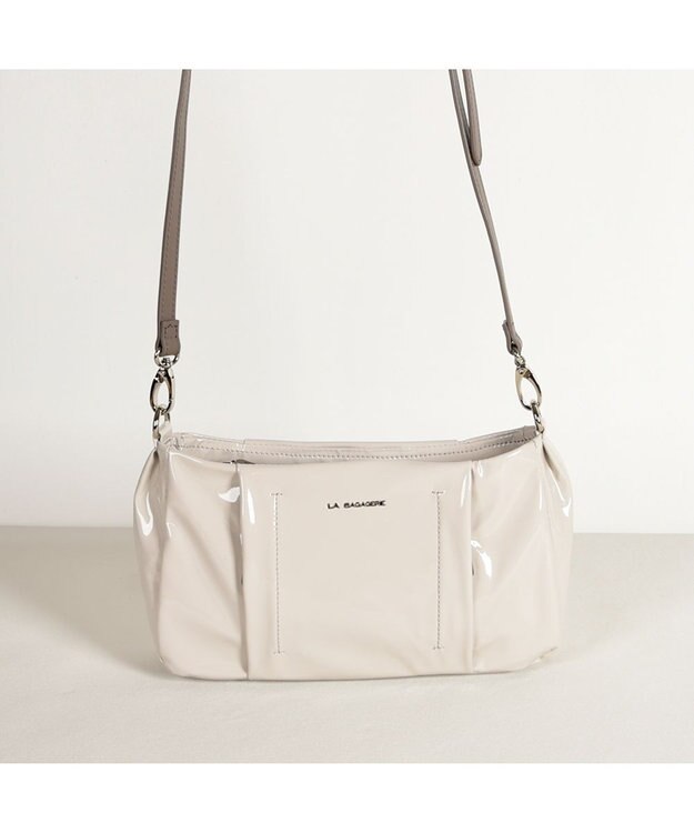 LA BAGAGERIE プリュイ タックショルダー アイボリー