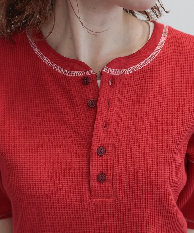AMERICAN HOLIC 【RUSSELL】ワッフルヘンリーTシャツ Red