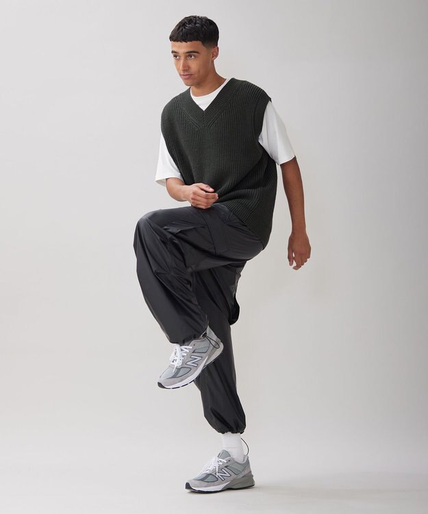 UNFILO MENS レザーライクカーゴパンツ [23年秋冬商品] ブラック