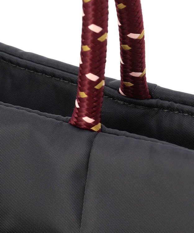 TOCCA 【WEB＆一部店舗限定・環境にやさしい素材】PESCA BAG ナイロンバッグ ライトグレー系