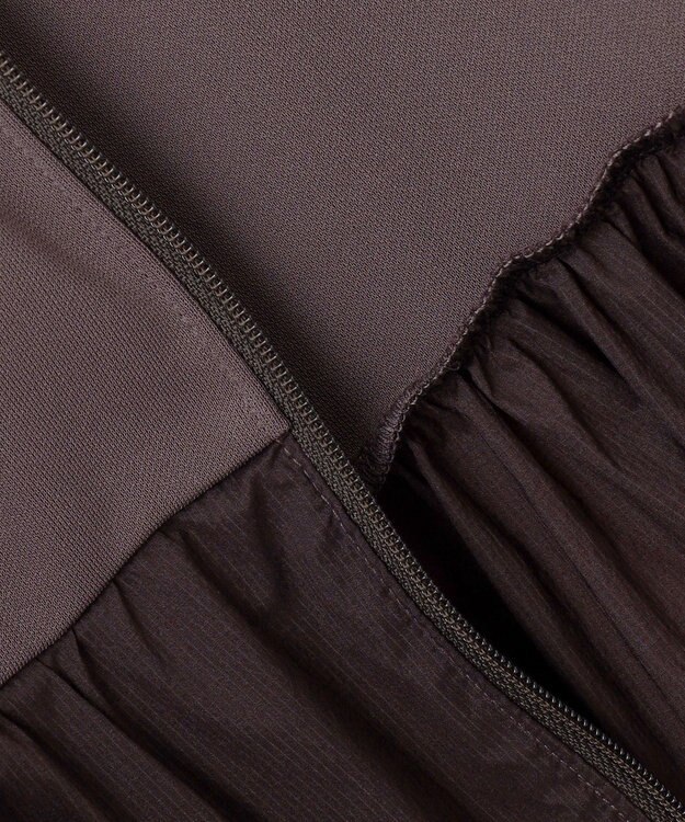 UNFILO 【ZIP!放映】 ラッシュガード ペプラムフーディ チャコール