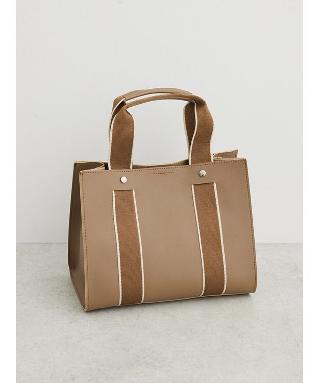 Green Parks ・Ｃｕーｓｈｕｔ　テープスクエアトート Mocha