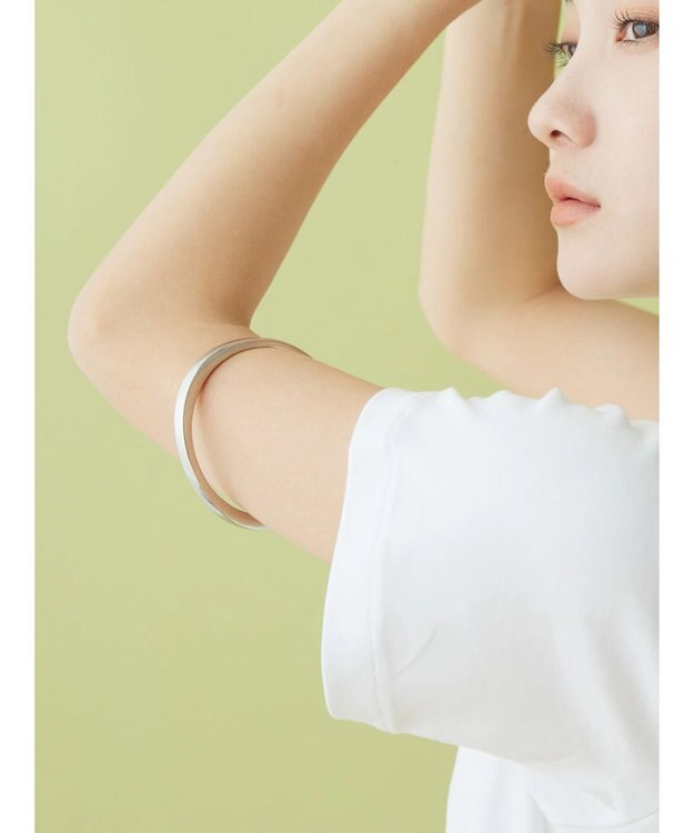 AMERICAN HOLIC オーバルアームバングル Silver