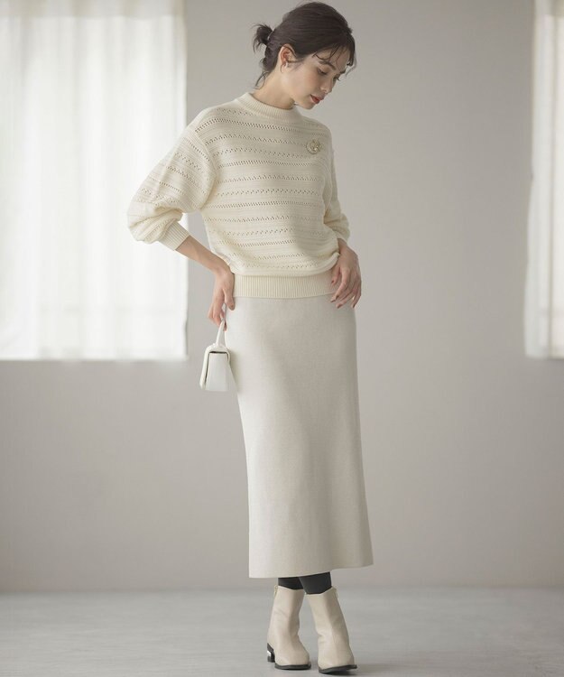 組曲 【WEB限定カラーあり】透かし編みバルキーボーダー柄ニット アイボリー系