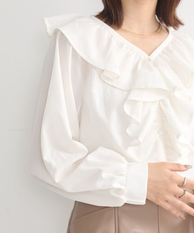 earth music&ecology ラッフルフリルシャツ Off White