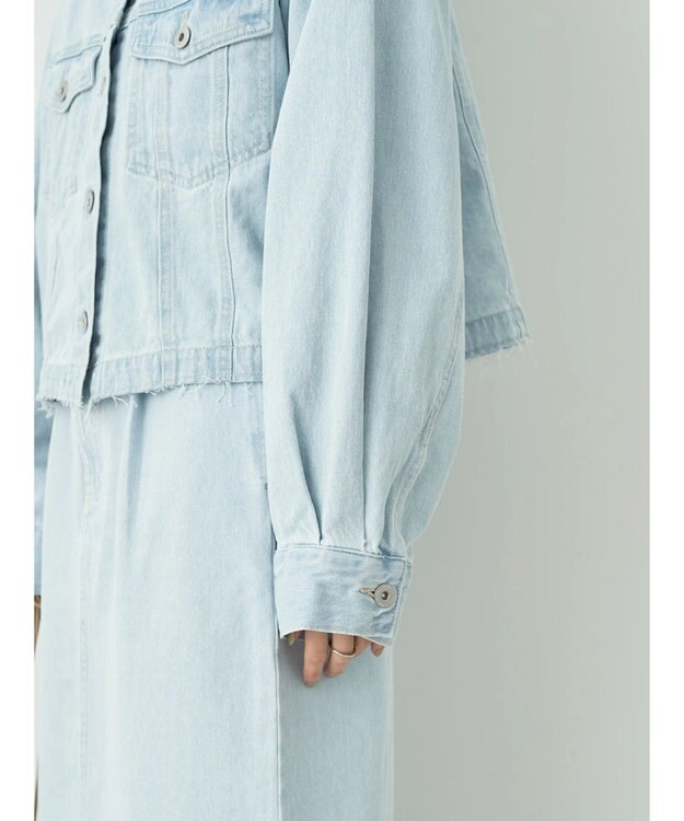 earth music&ecology ノーカラーＧジャン Light Indigo