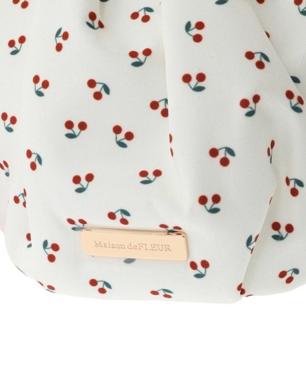 Maison de FLEUR チェリープリントポーチ Ivory