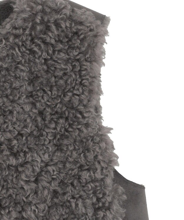 Green Parks ■ESCAR フラッフィーベスト Charcoal Gray