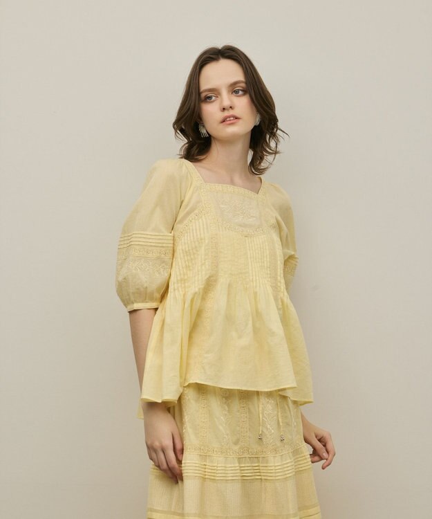 GRACE CONTINENTAL レースコンビピンタックブラウス イエロー