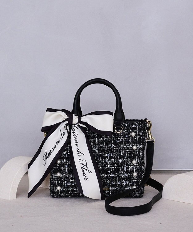 Maison de FLEUR スカーフ付きツイードスクエアトート Black