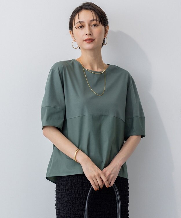 洗える】シルエットスムースコンビ バックフレア カットソー / 23区