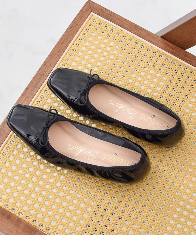Bridget Birkin 【Bridget Birkin】スクエアトゥバレエシューズ ブラックエナメル