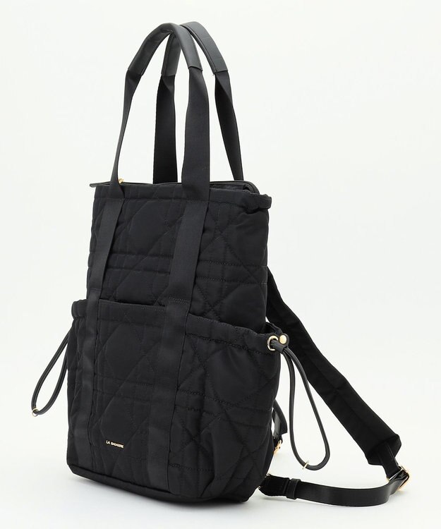 LA BAGAGERIE グリッドキルティングリュック ブラック