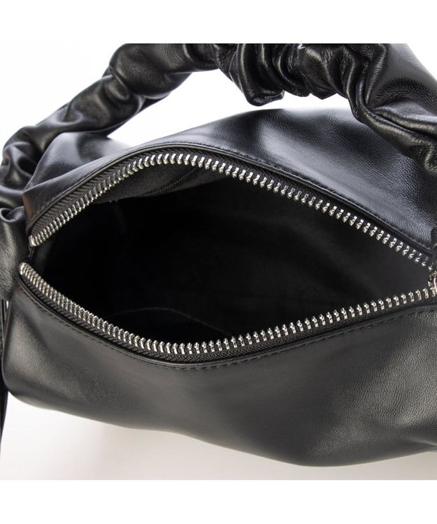 UNBILLION 『VERY』バイヤー大和美帆さんコラボ　ペルケ perche / シープボックスチェーンショルダーバッグ ブラック