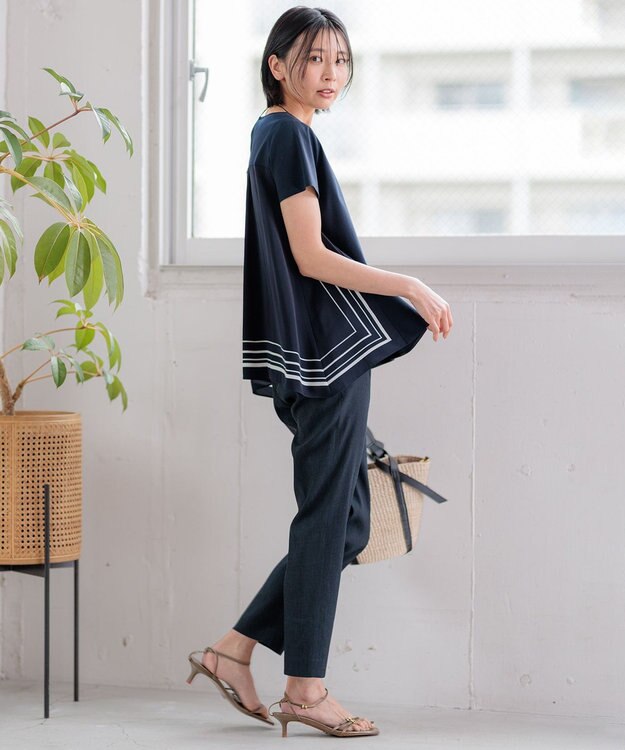 23区 S 【洗える】リネンレーヨンストレッチ テーパードパンツ ネイビー系